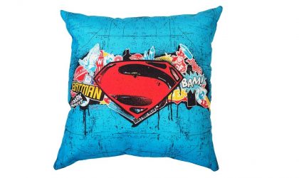 BİM bu kez “Batman v Superman” ürünlerini satacak
