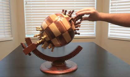Satranç tahtasına küre formunda alternatif