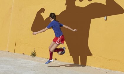 Kadınlar futbolla güçleniyor