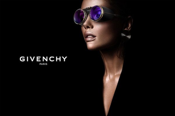 Givenchy markasına sanal gerçeklik dokunuşu