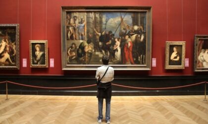Fransa’da bir müze sahte eserler sergilediğini fark etti
